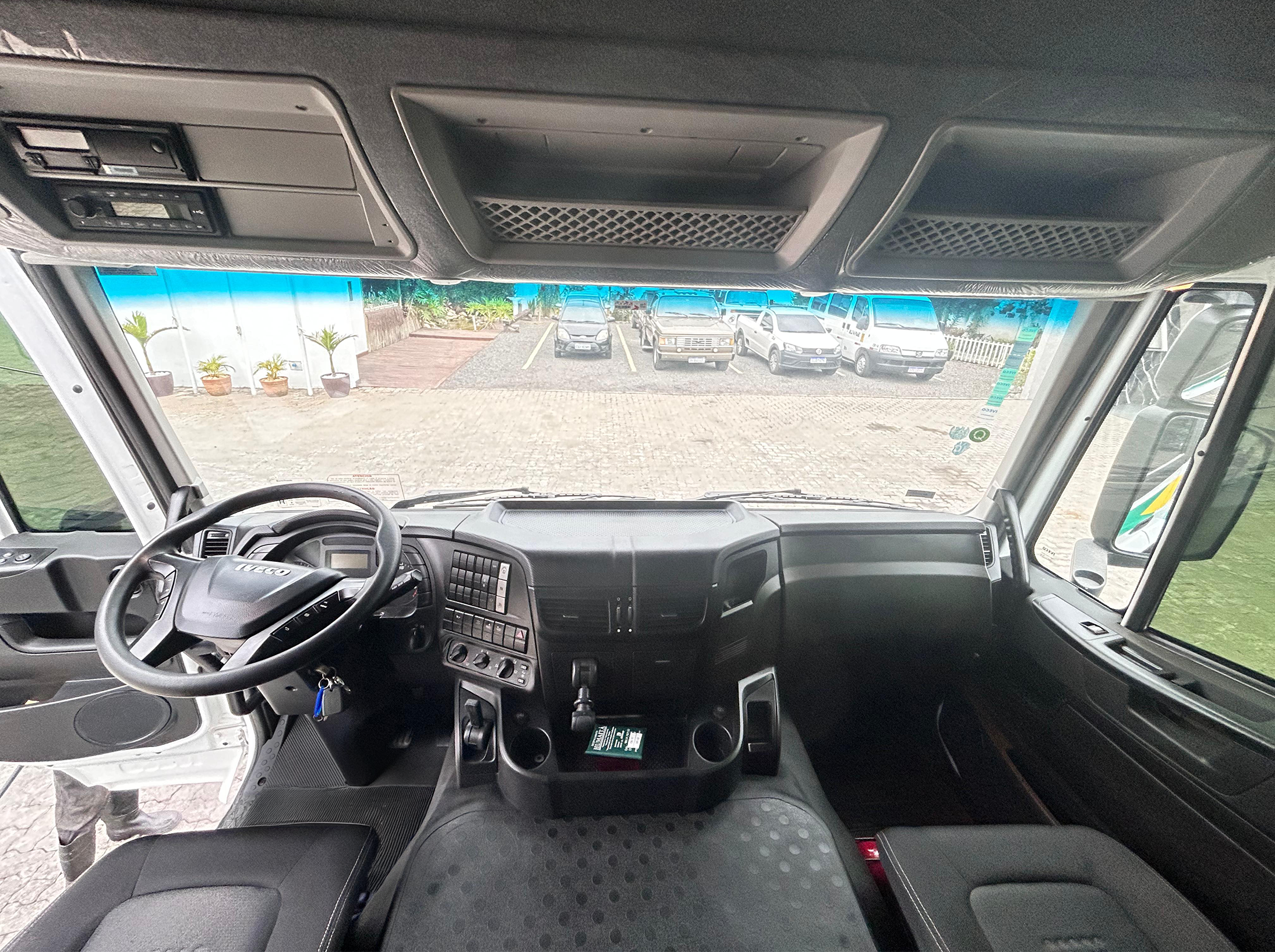 Cavalo Iveco STRALIS 600-S44T TB 6x2