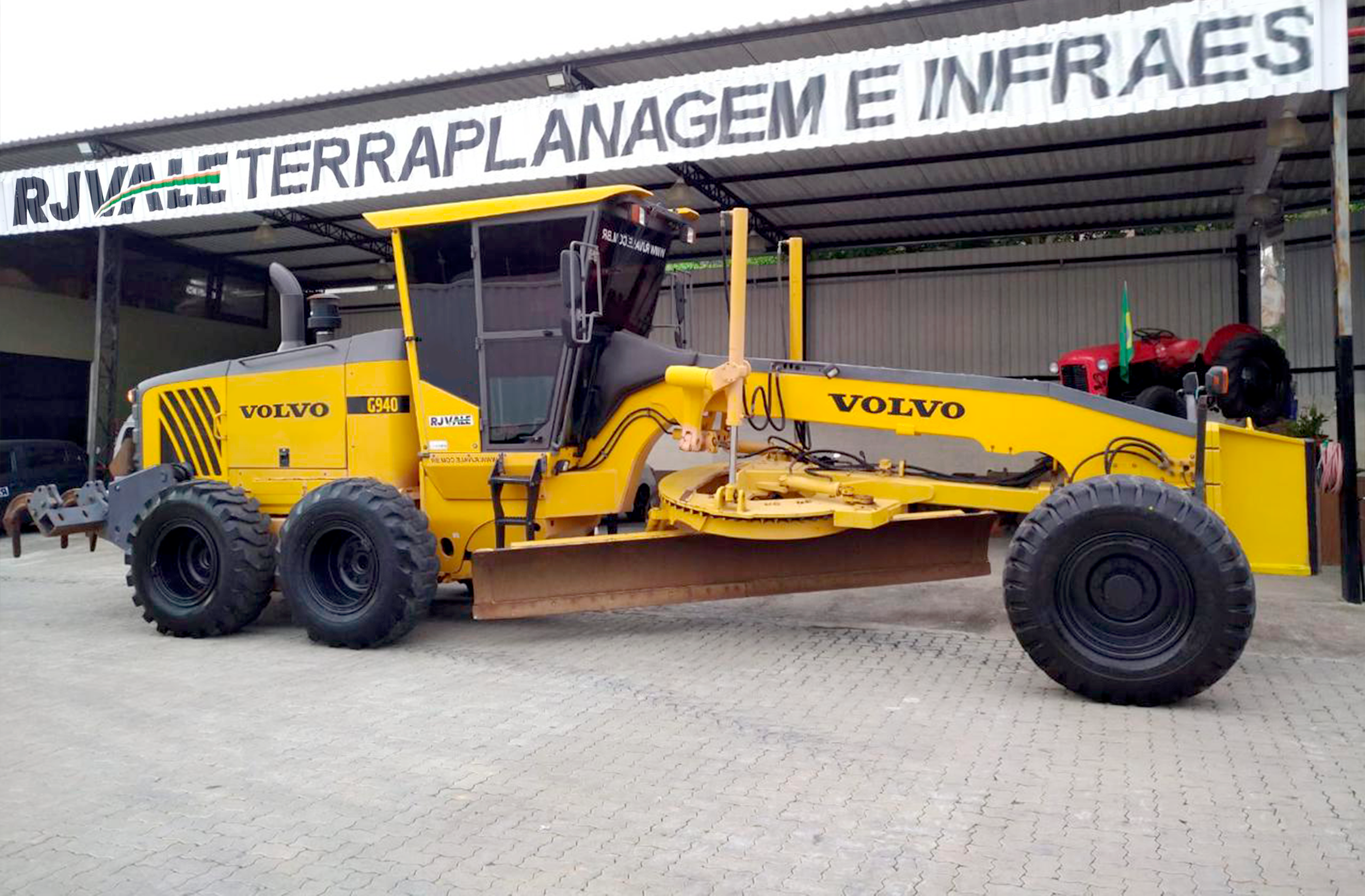 Motoniveladora 16T
